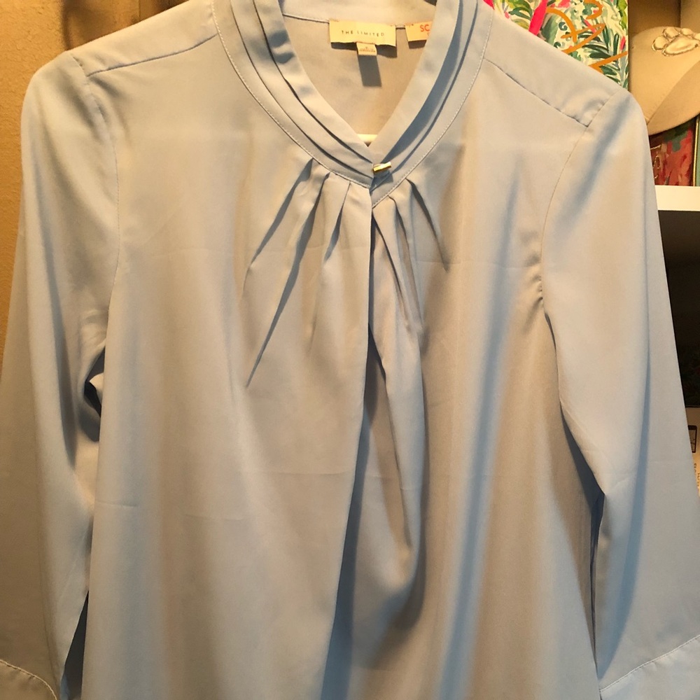 Light blue 3/4 sleeve Limited Top